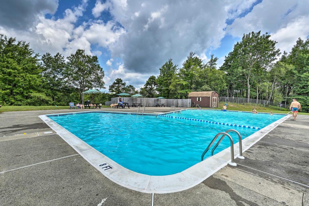Serene Emerald Lakes Escape with Deck&Large Yard! Long Pond Exterior foto