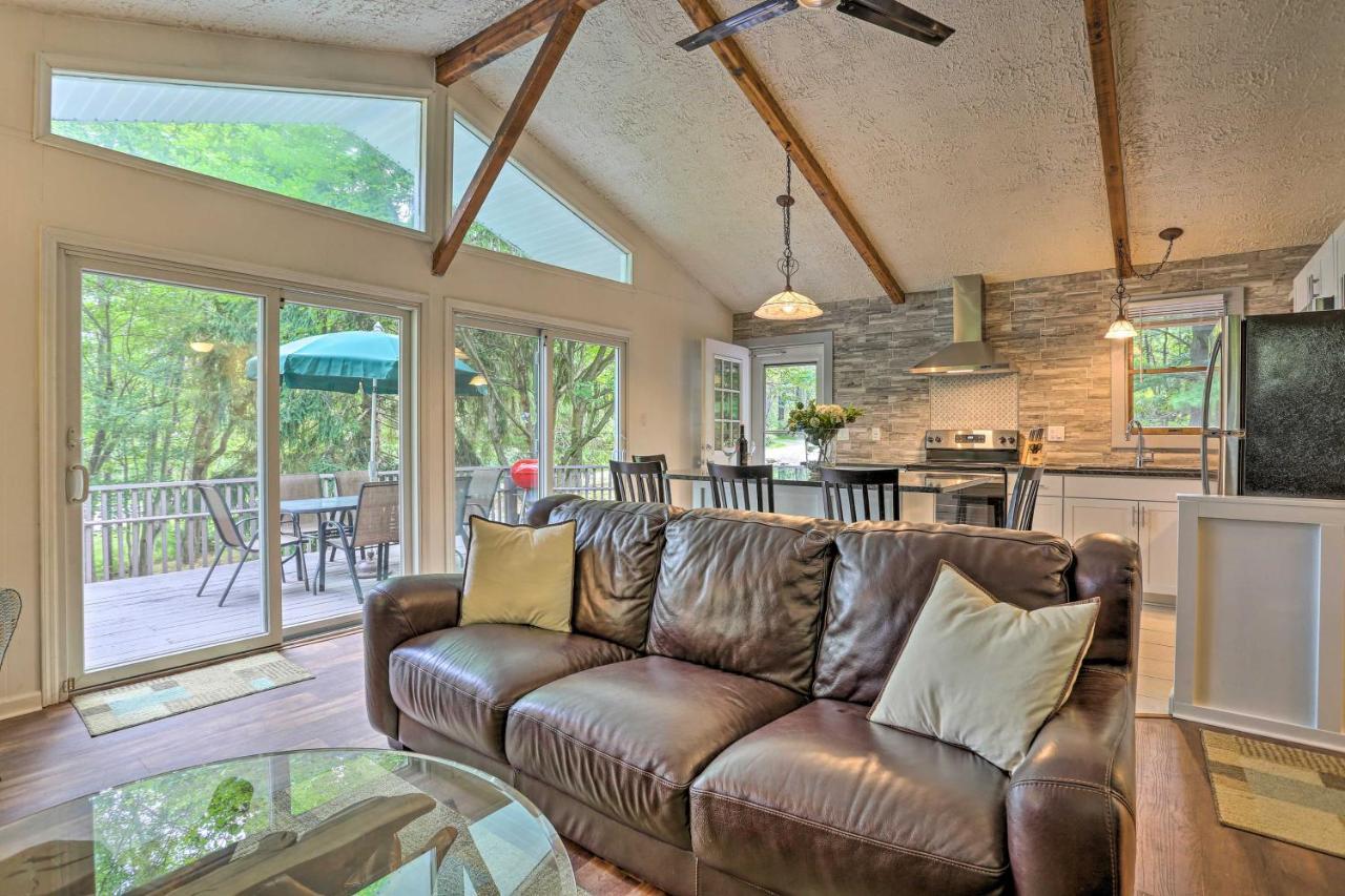 Serene Emerald Lakes Escape with Deck&Large Yard! Long Pond Exterior foto
